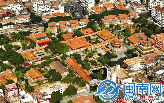 3.承天寺又名月臺(tái)寺，位于南俊路東側(cè)