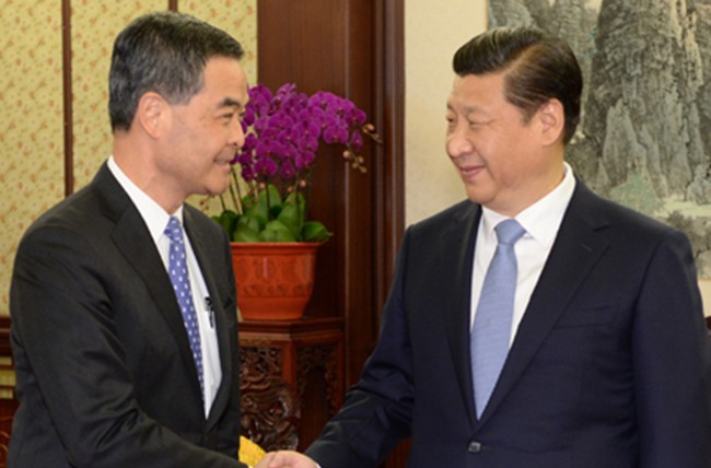 習(xí)近平會(huì)見(jiàn)梁振英