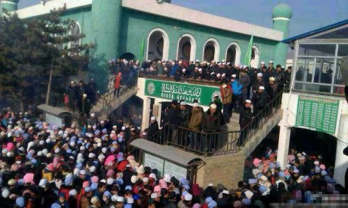 寧夏西吉發(fā)生踩踏事故已致14人死亡