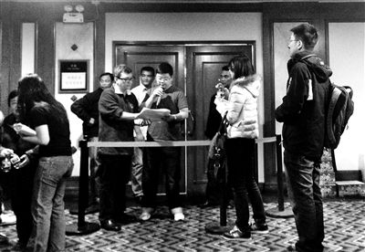 馬駐華大使與家屬溝通 稱有信息不方便公布