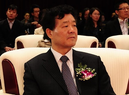 中國人壽爆發(fā)人事地震 林岱仁接替萬峰任總裁職務(wù)