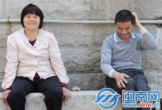 兩個人就這樣，如靜默電影一般生活了二十幾年