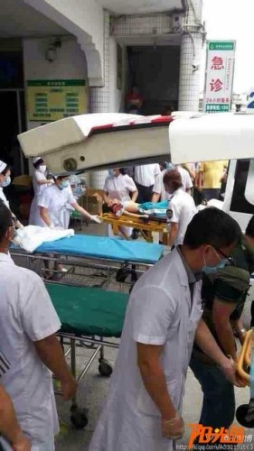 海南小學(xué)生春游大巴事故現(xiàn)場6