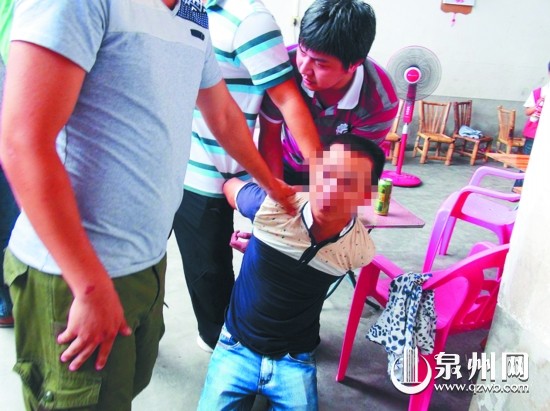 5月27日，專案組奔赴湖頭鎮(zhèn)，抓獲偷盜家禽的犯罪嫌